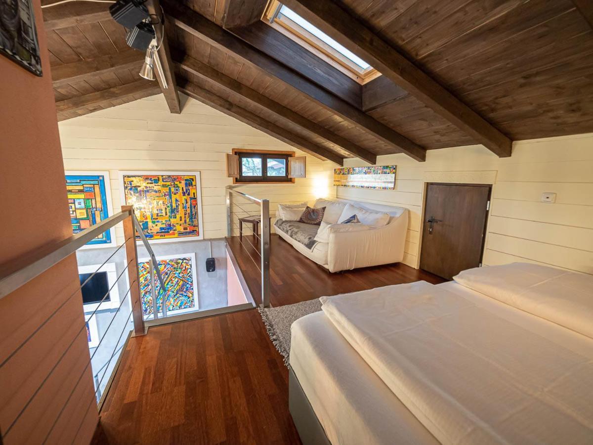 Kunst Im Loft Apartment Seeon Seebruck Bagian luar foto